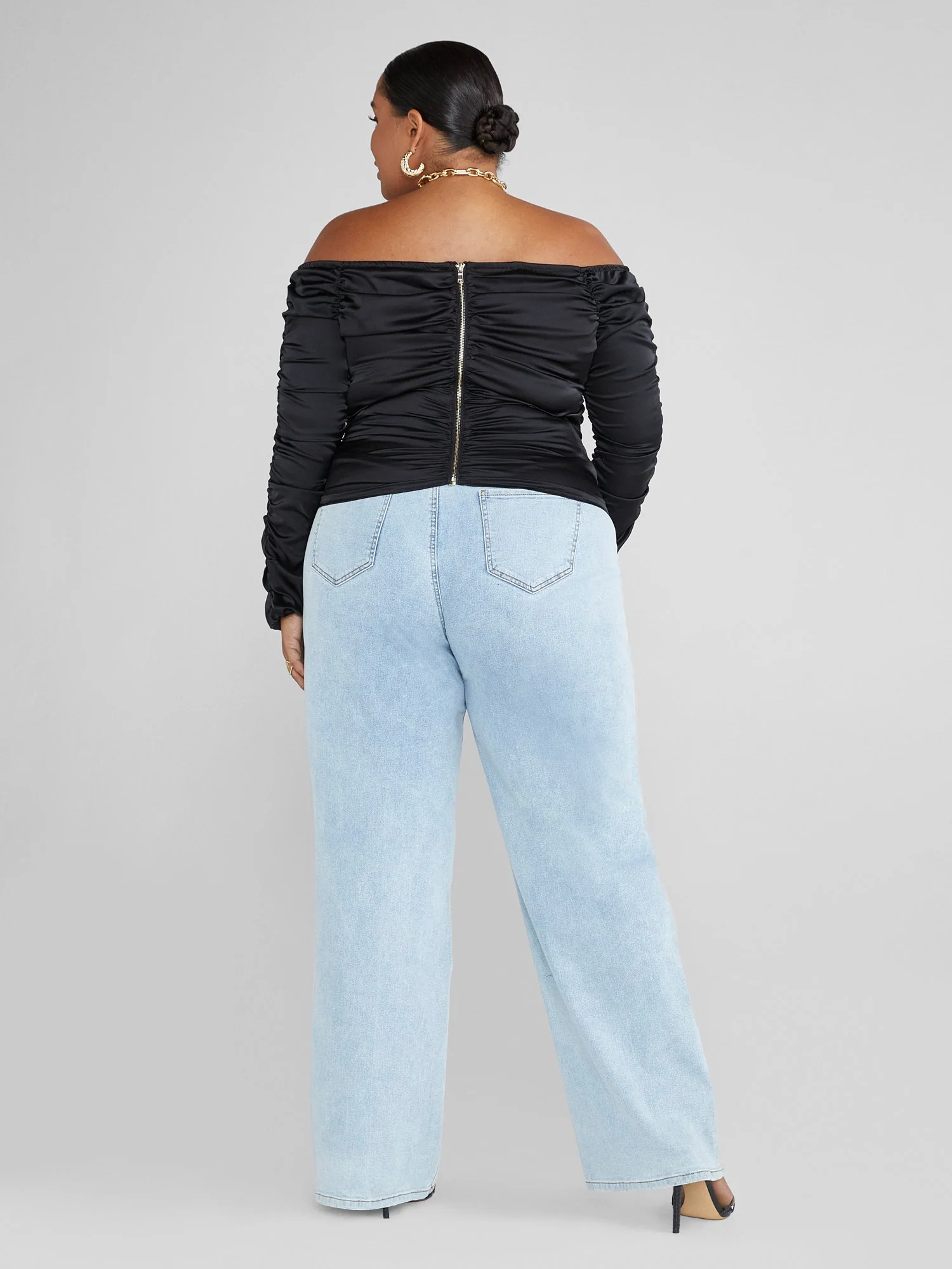 Akira Chain Halter Ruched Top - Image 4