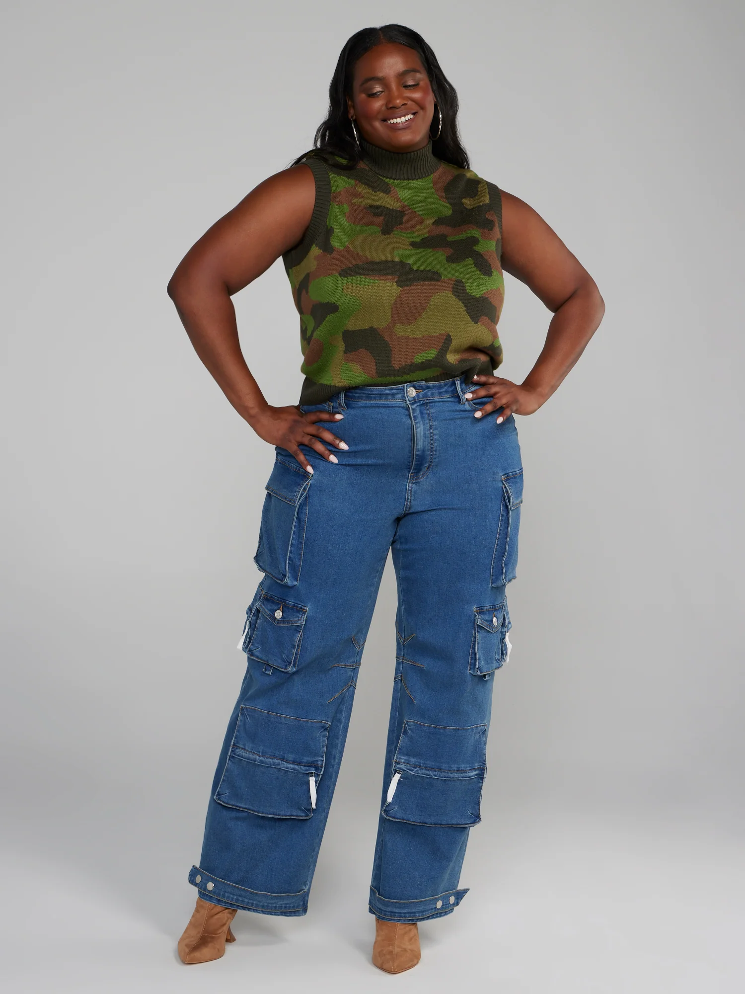Camo Print Sleeveless Sweater - Image 4