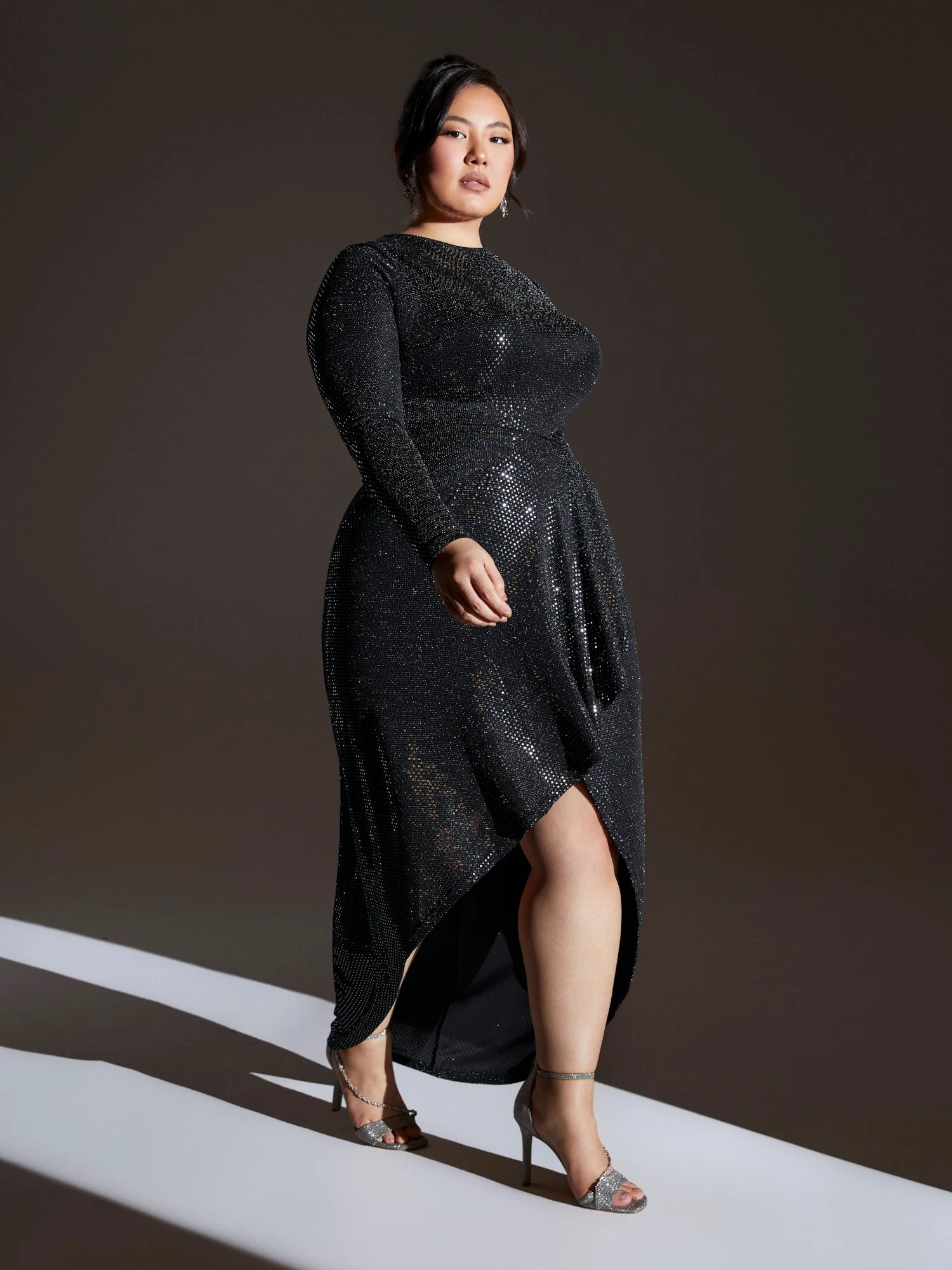 Christine Shimmer Hi-Lo Ruched Dress - Image 6