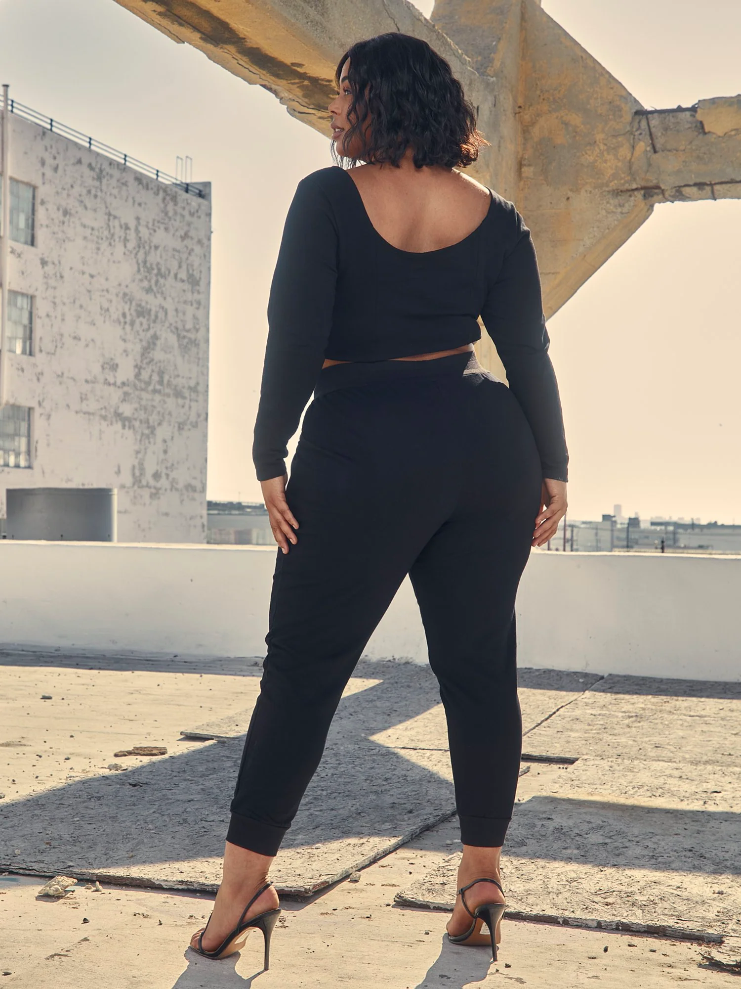 Aiesha Fitted Top - Image 7