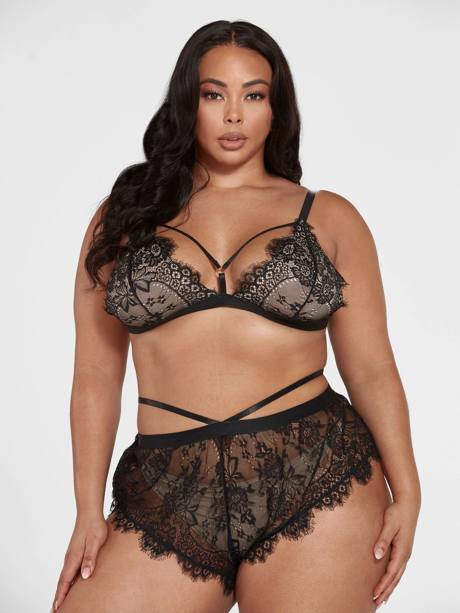 Amber Strappy Floral Lace Lingerie Set - Image 2
