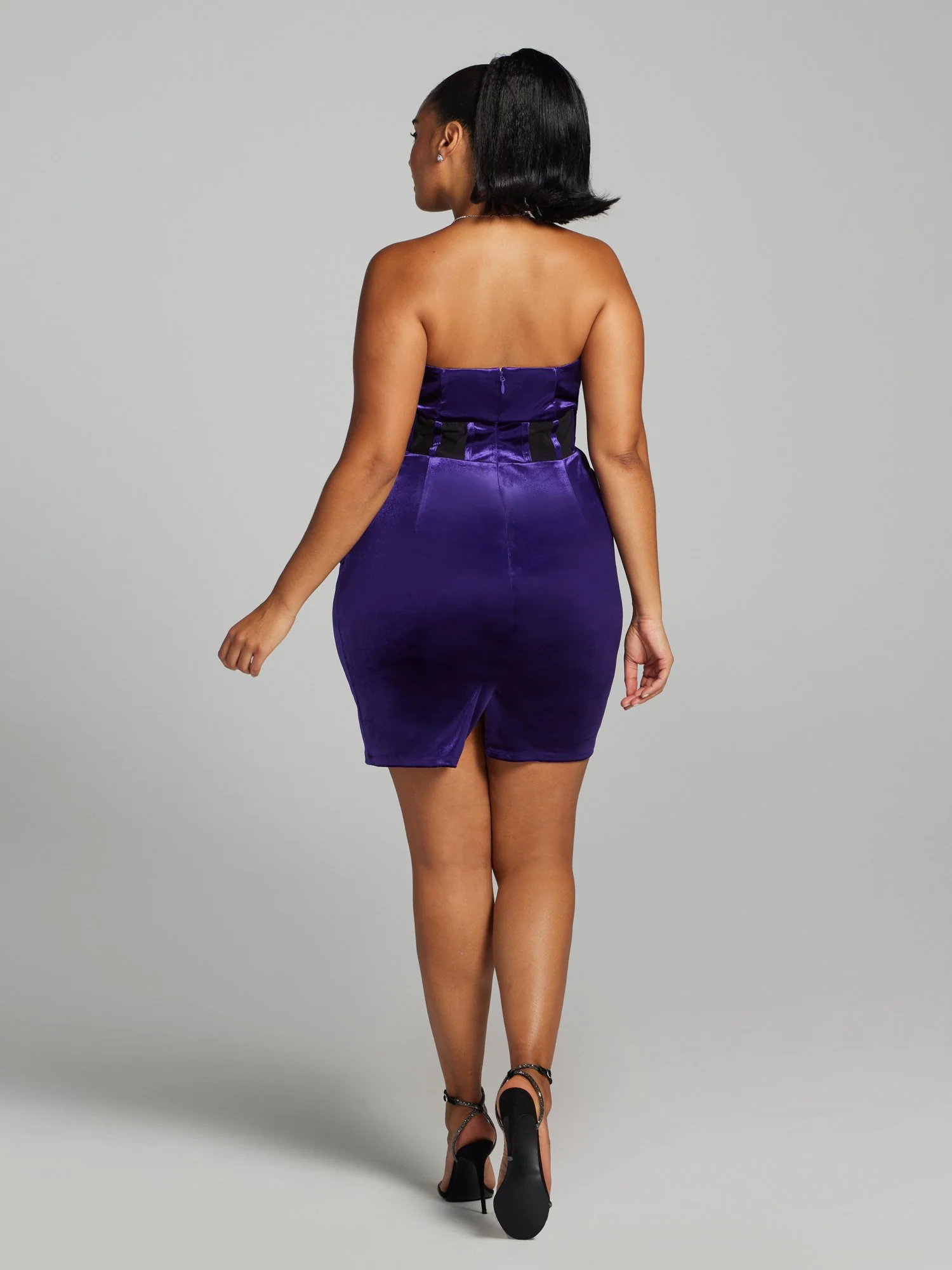 Aniyah Strapless Velvet Illusion Dress - Image 4