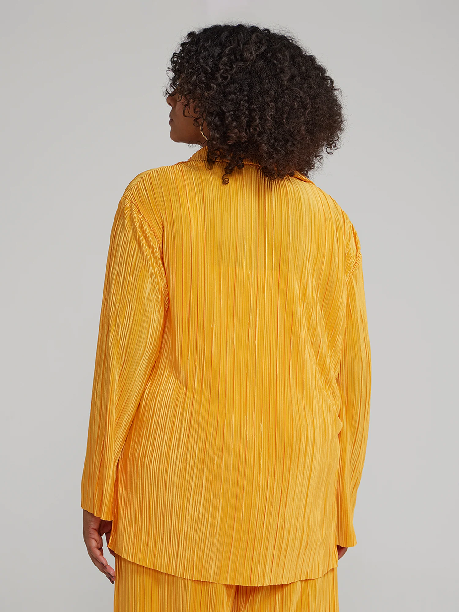 Button-Down Plisse Shirt - Image 3