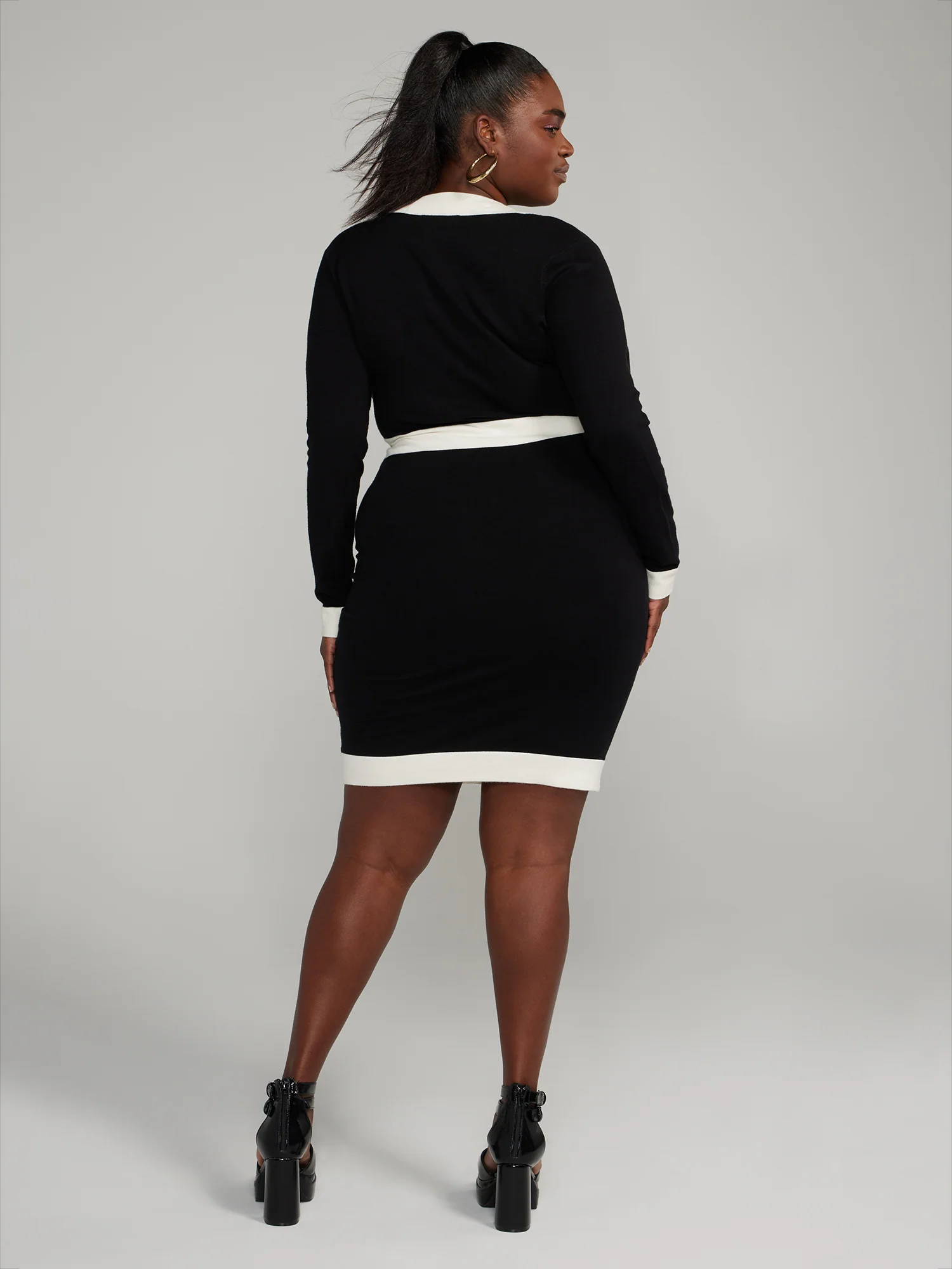 Contrast Bodycon Sweater Dress - Image 3