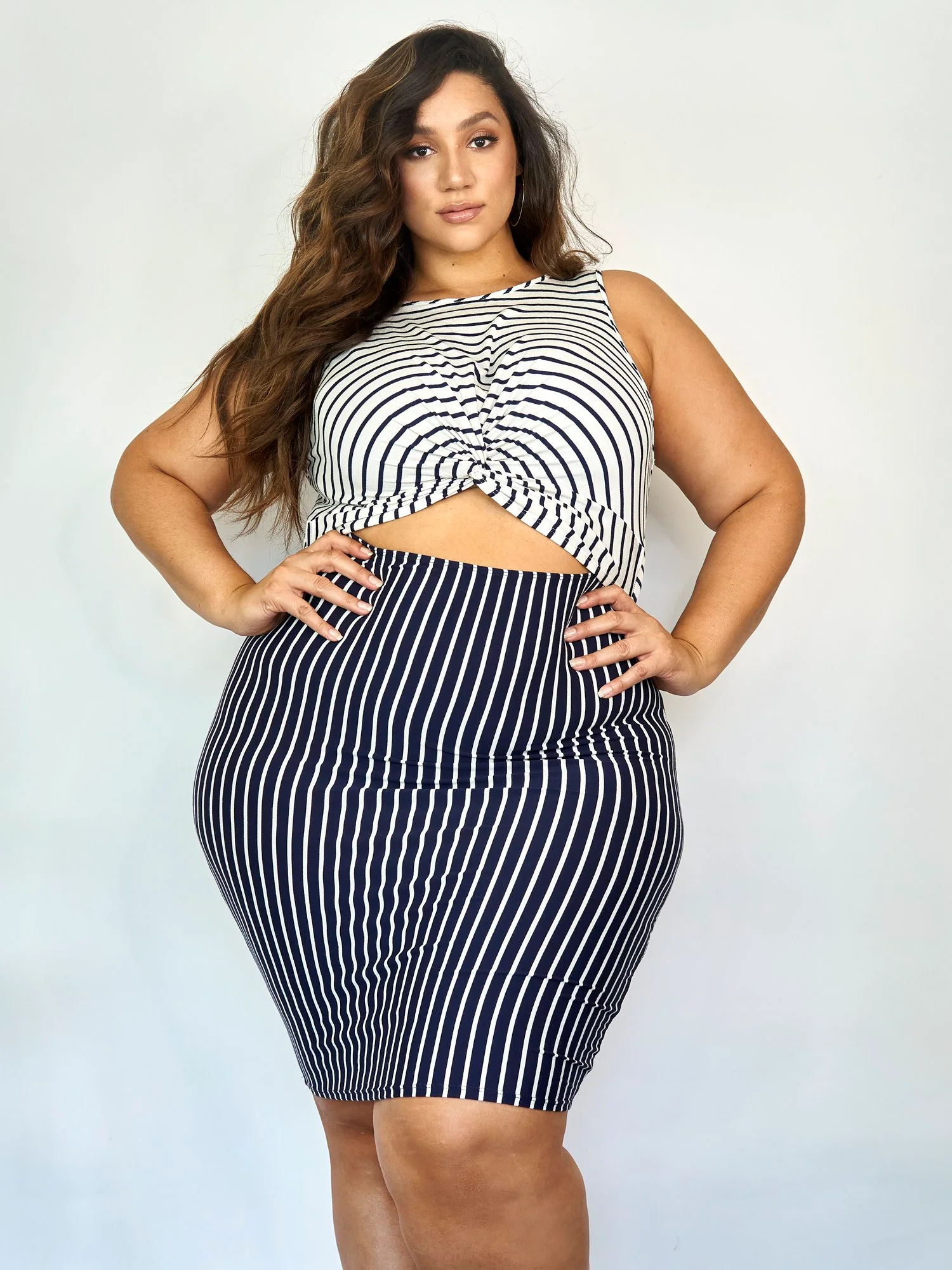 Eloise Cut-Out Stripe Bodycon Dress - Image 2