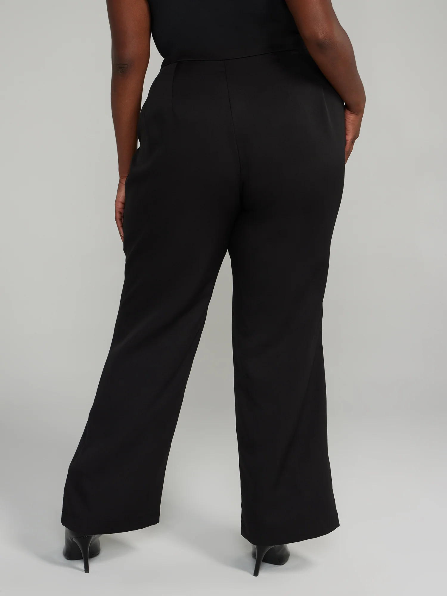 High-Rise Button Detail Flare Leg Pants - Image 3
