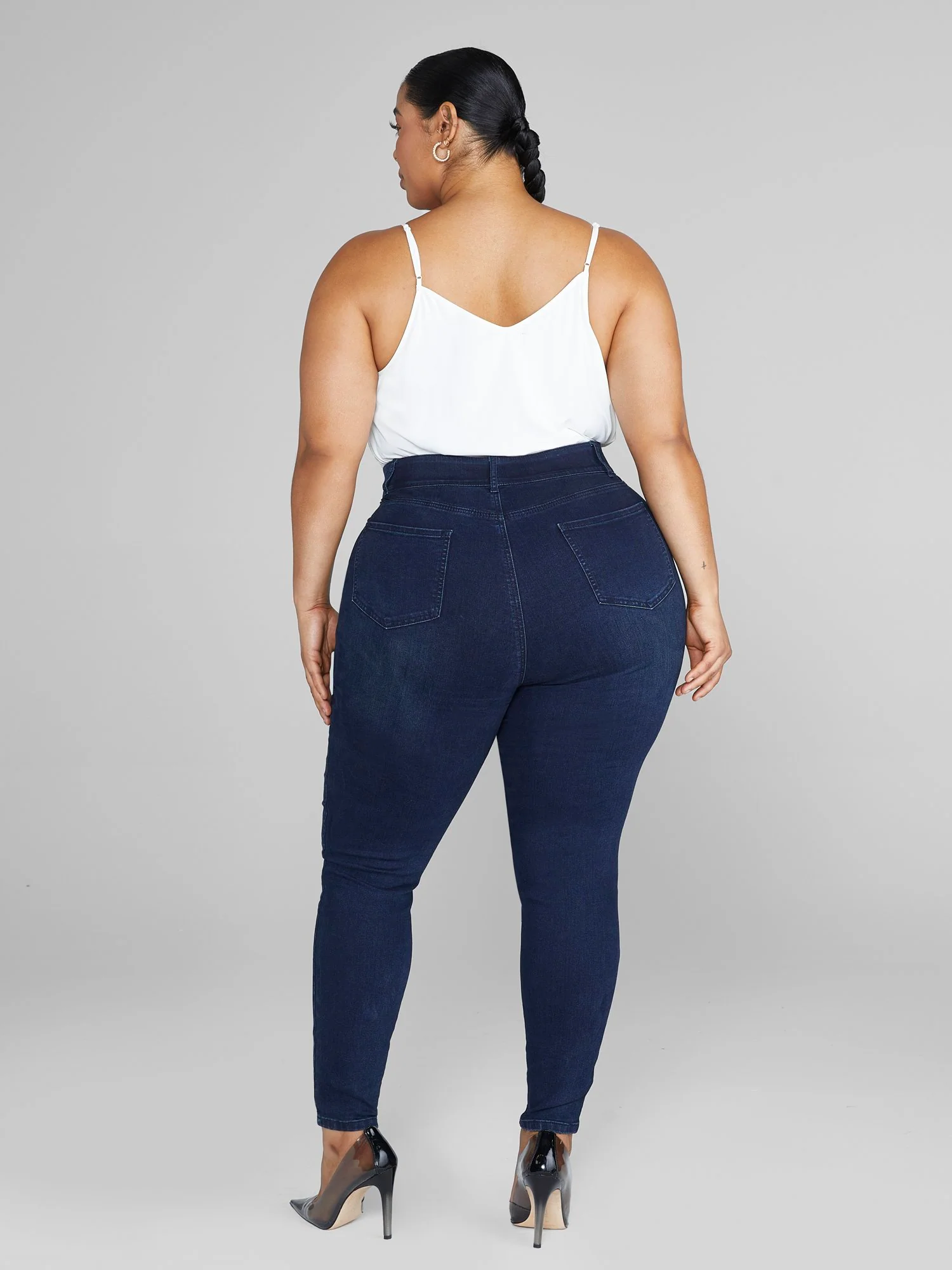 High Rise Curvy Fit Skinny Jeans in Dark Indigo - Short Inseam - Image 4