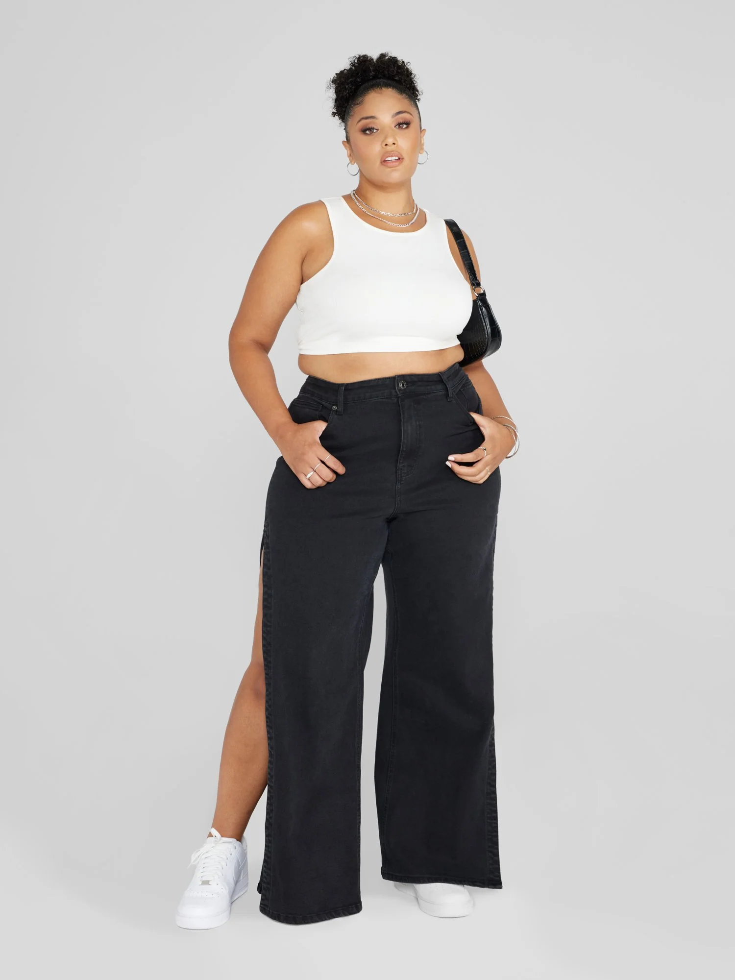 High Rise Side Slit Relaxed Fit Jeans - Image 3