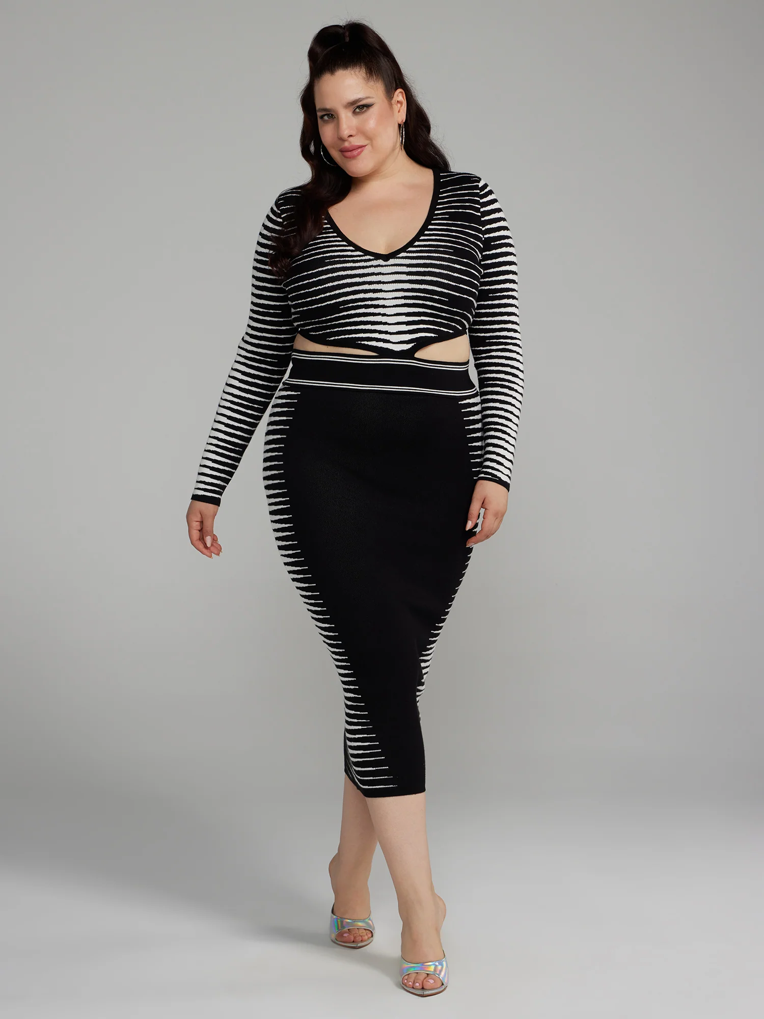 Illusion Print Waist Cut-Out Sweater - Image 4