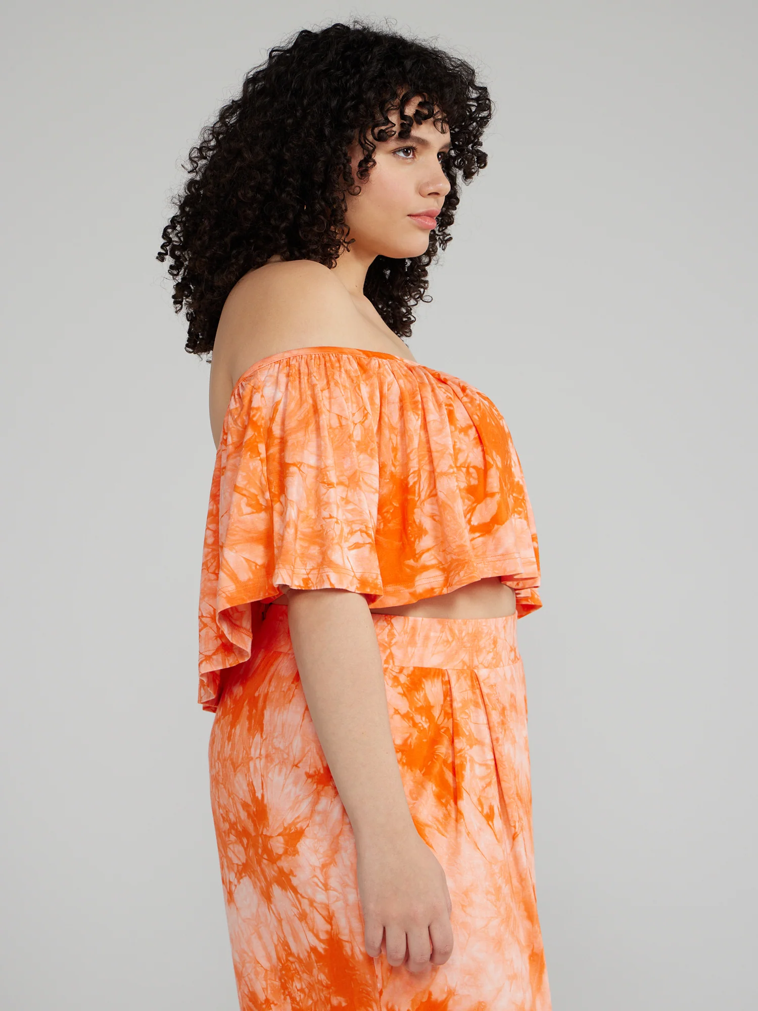 Jonna Off Shoulder Ruffle Crop Top - Image 17