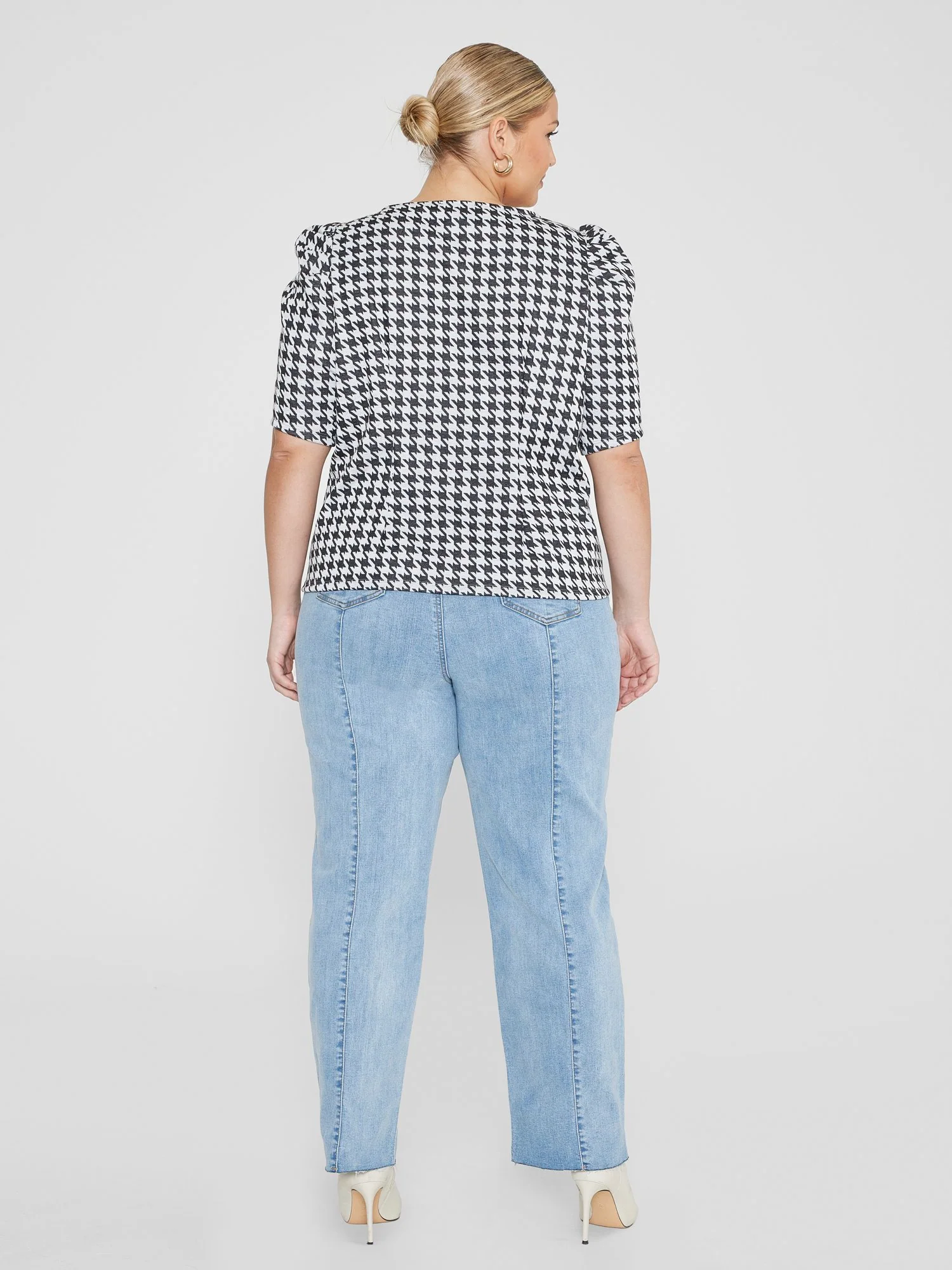 Latisha Houndstooth Puff Sleeve Top - Image 3