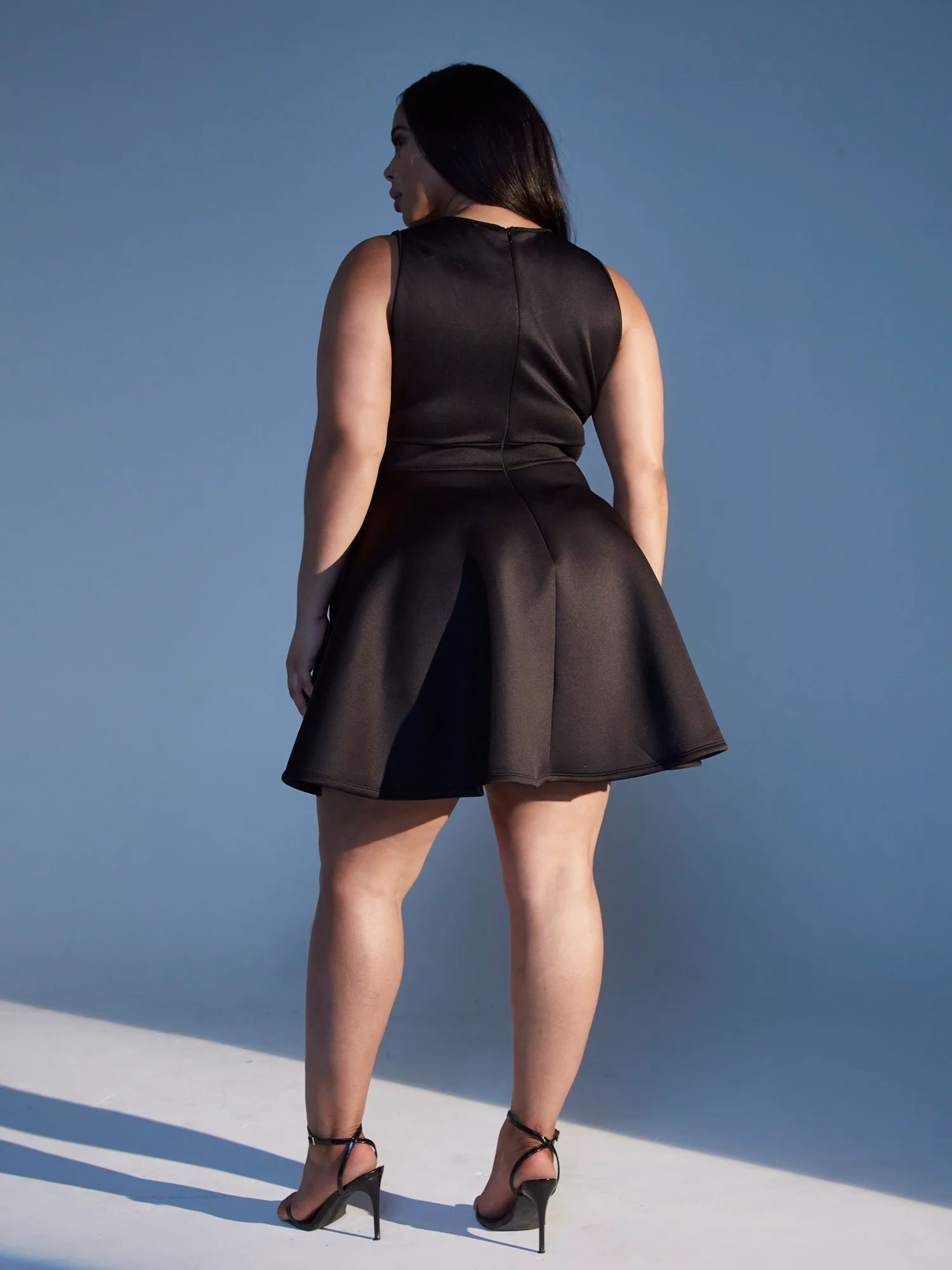 Malia Flare Dress - Image 3