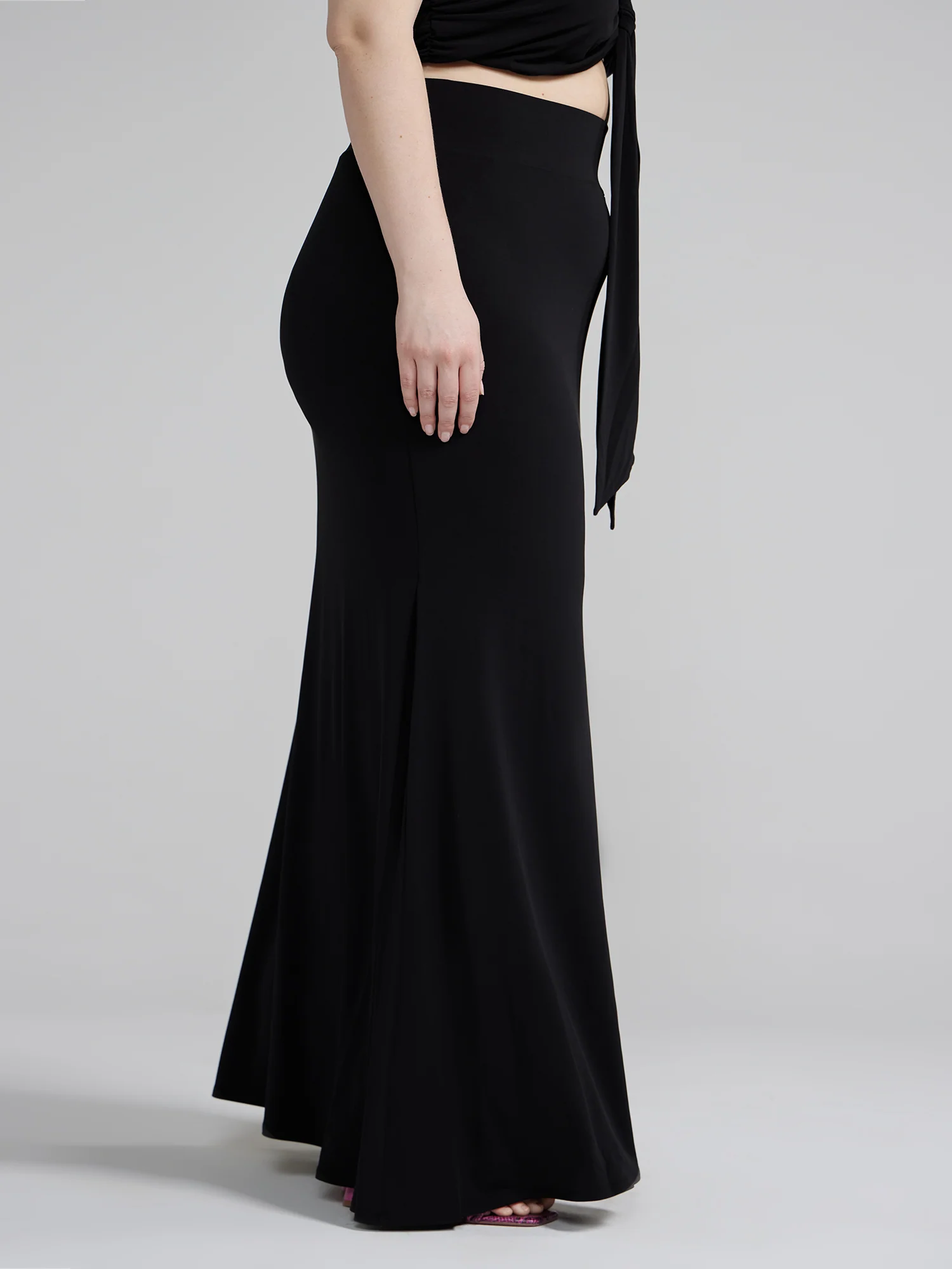 Mermaid Style Maxi Skirt - Image 3