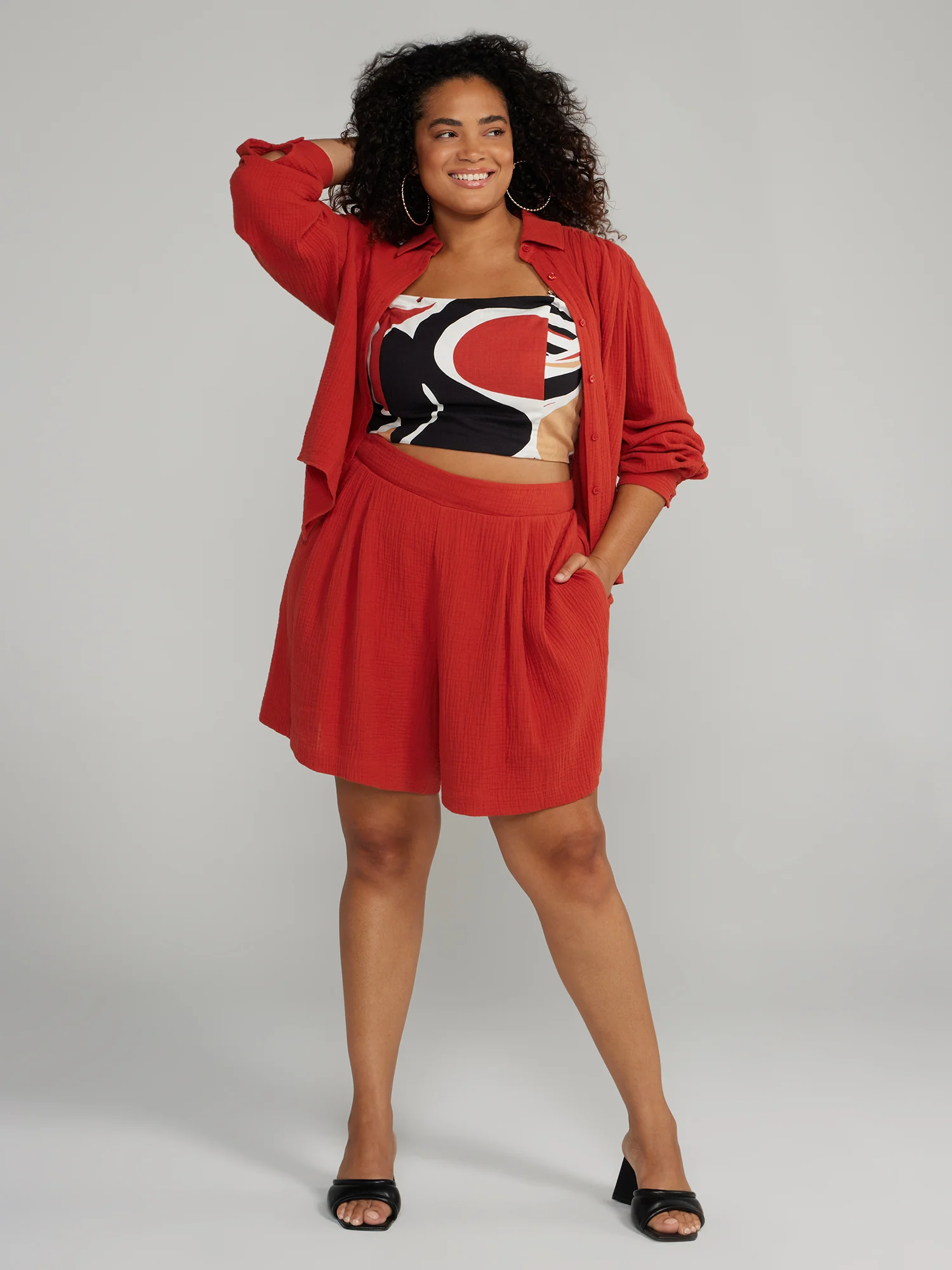Relaxed Fit Suit Shorts - Image 4