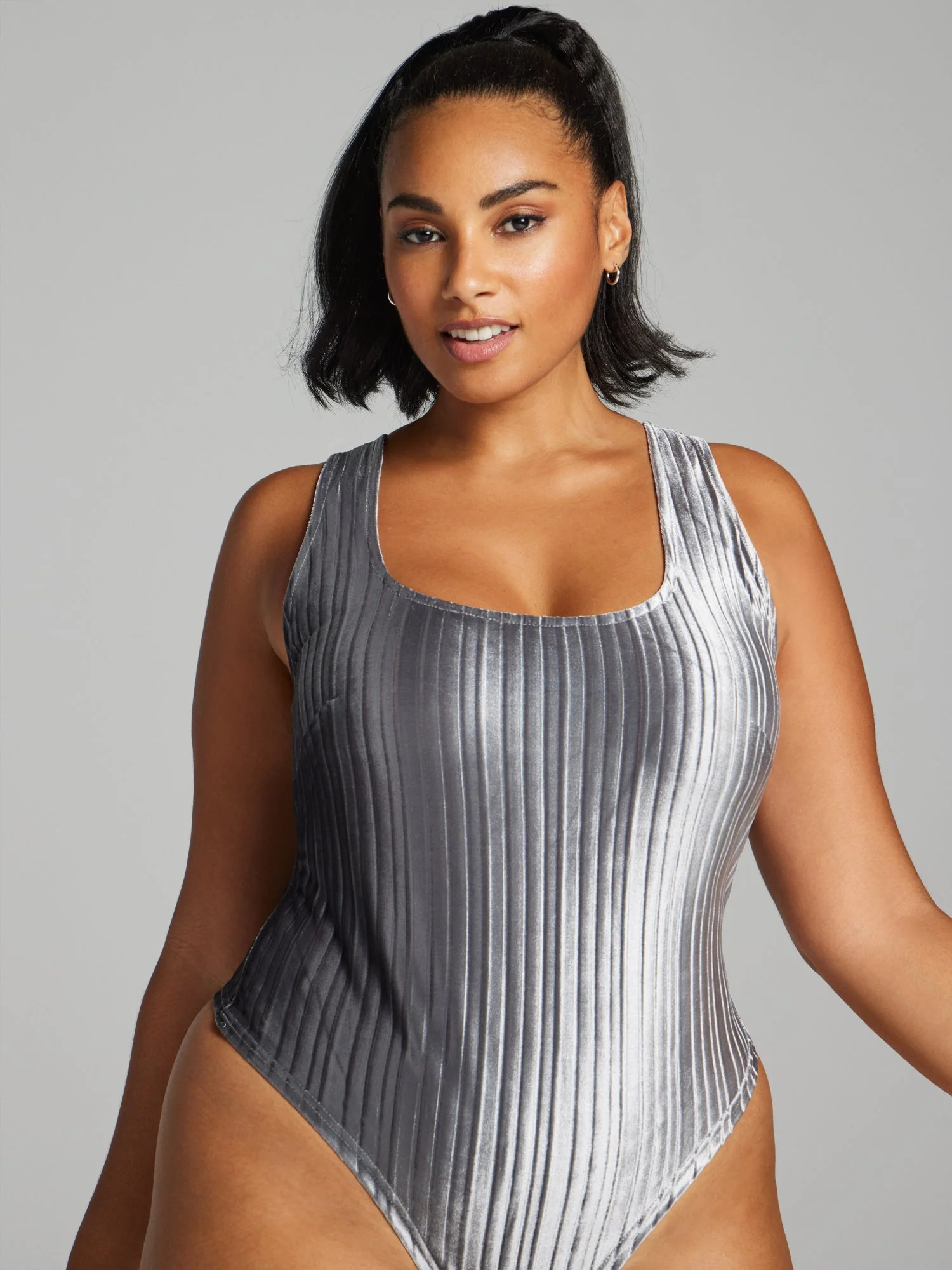 Rumi Velvet Bodysuit - Image 2