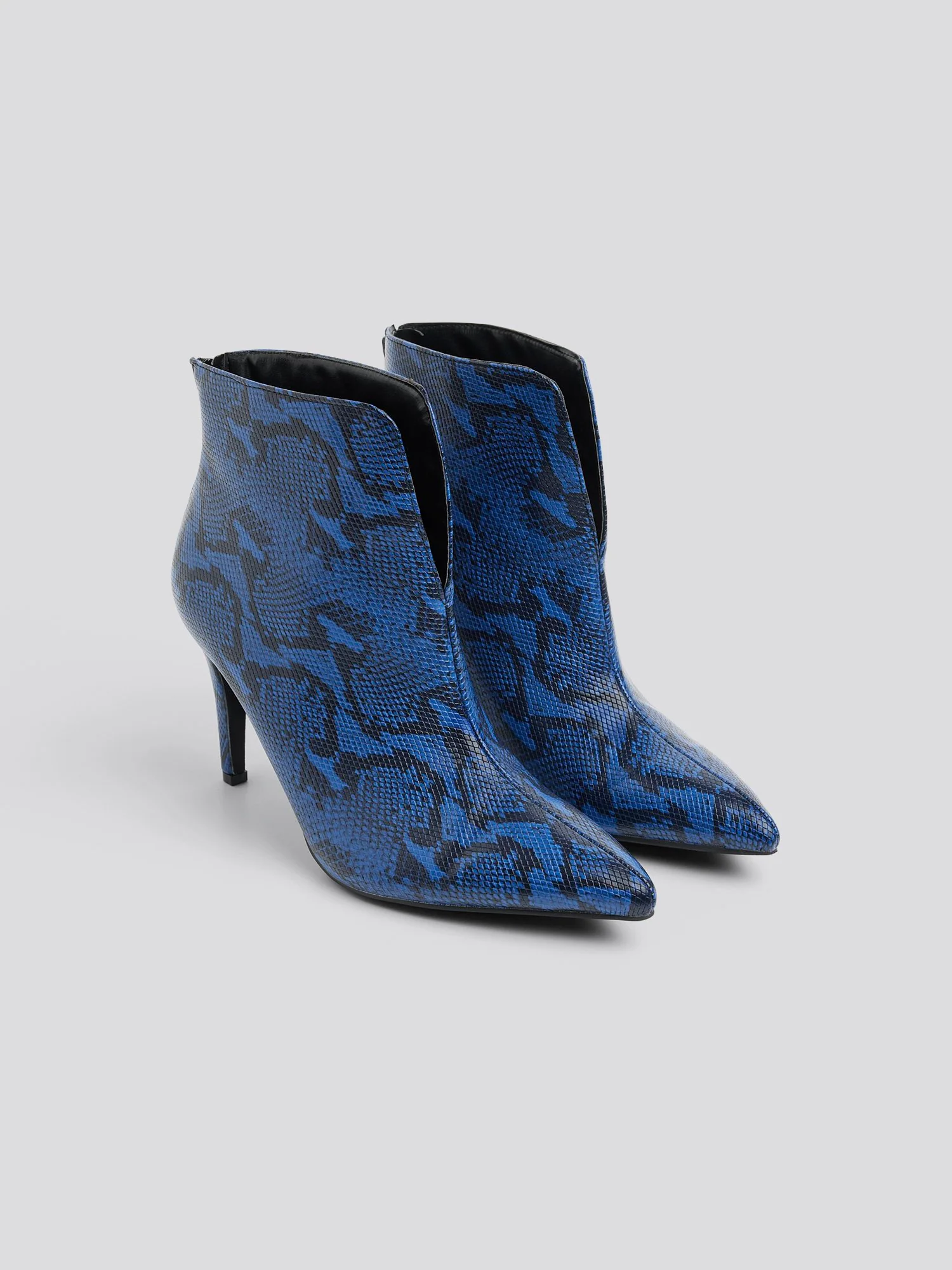 Talisa Snake Print Shootie - Image 3