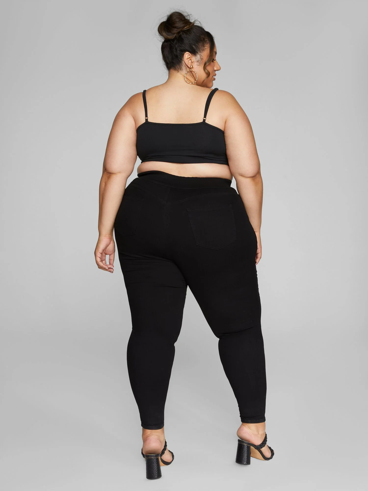 The Limitless Jegging in Black - Short Inseam - Image 4