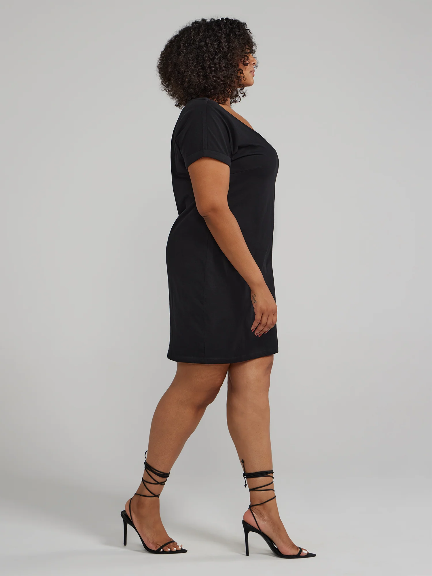 The Perfect T-Shirt Dress - Image 3