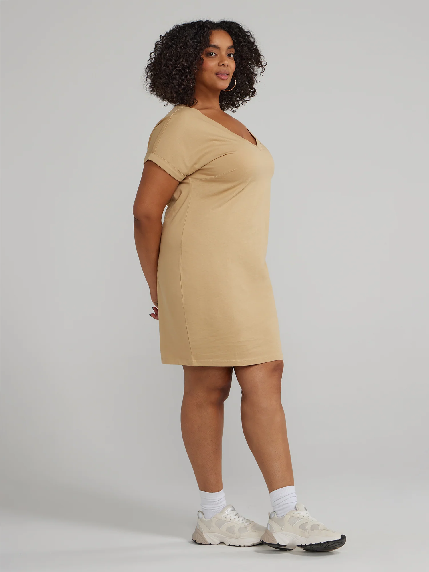 The Perfect T-Shirt Dress - Image 7