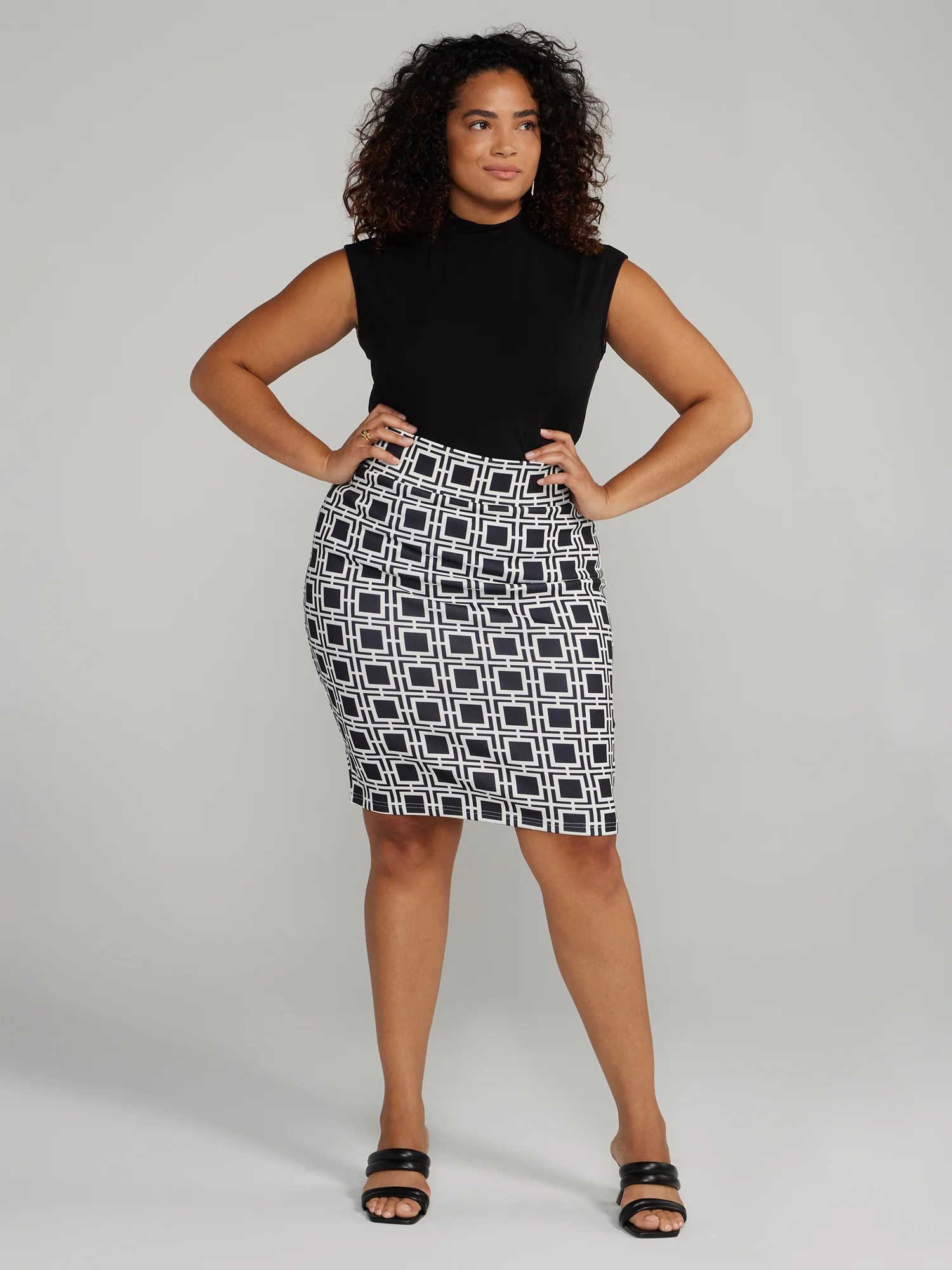Windowpane Print Pencil Skirt - Image 4
