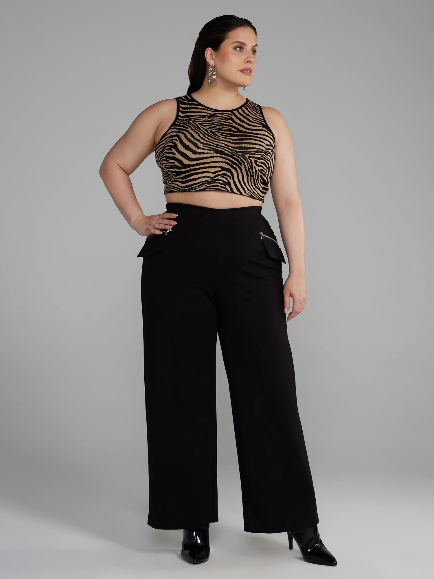 Zipper Detail Straight Leg Pants - Image 4