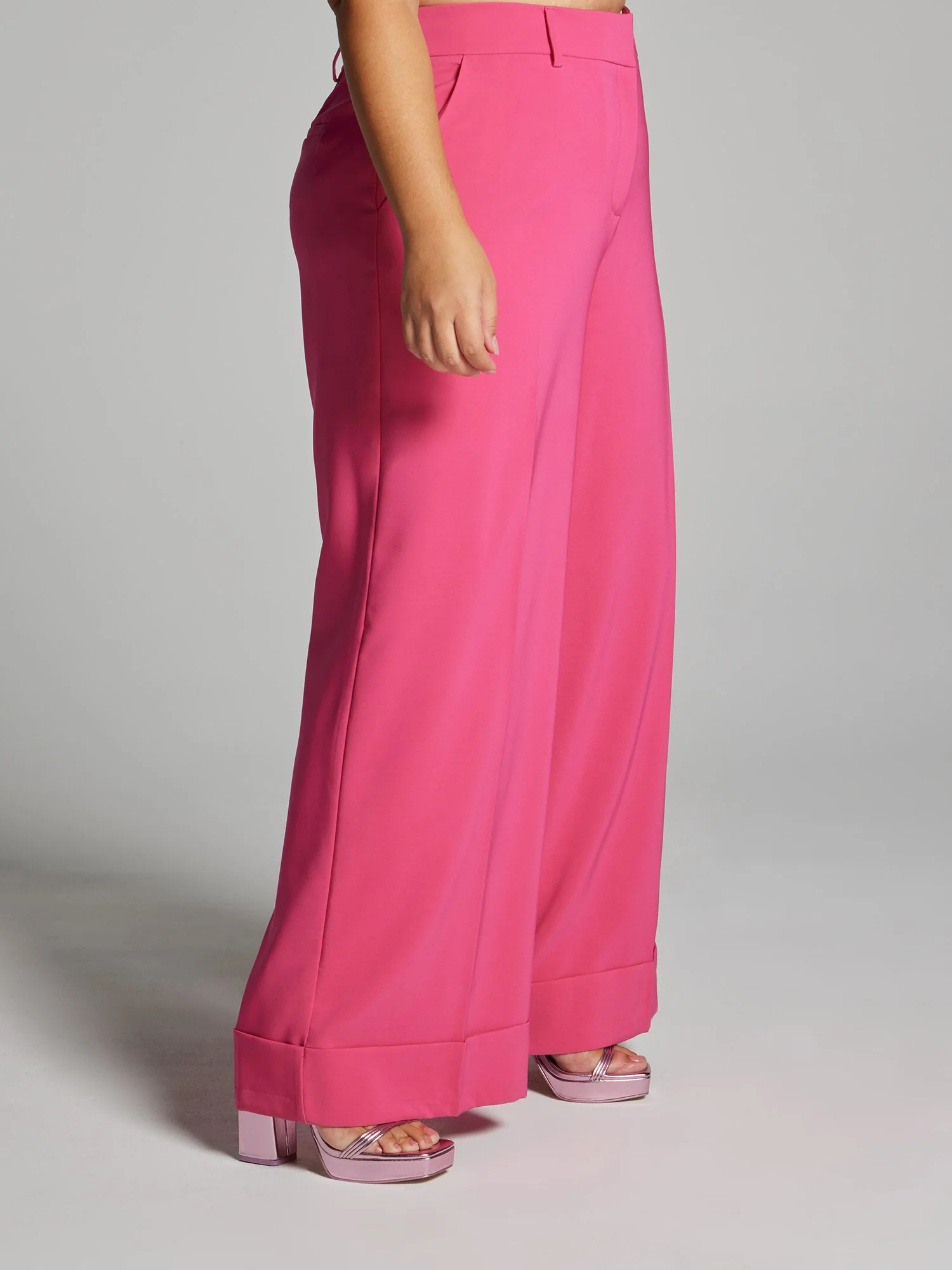 Sandra High Waisted Pleated Cuffed Pants - Image 4