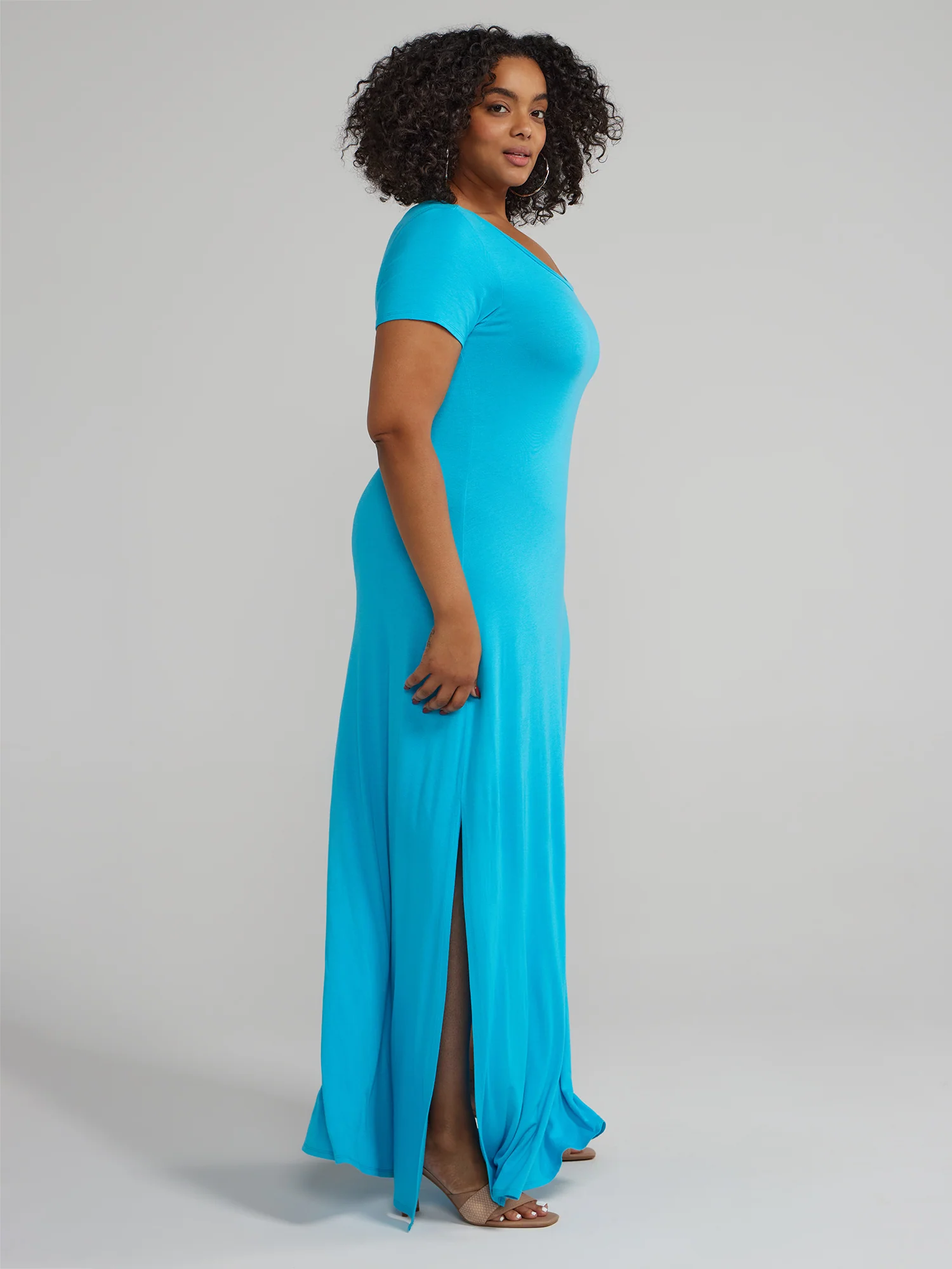 The Perfect T-Shirt Maxi Dress - Image 10