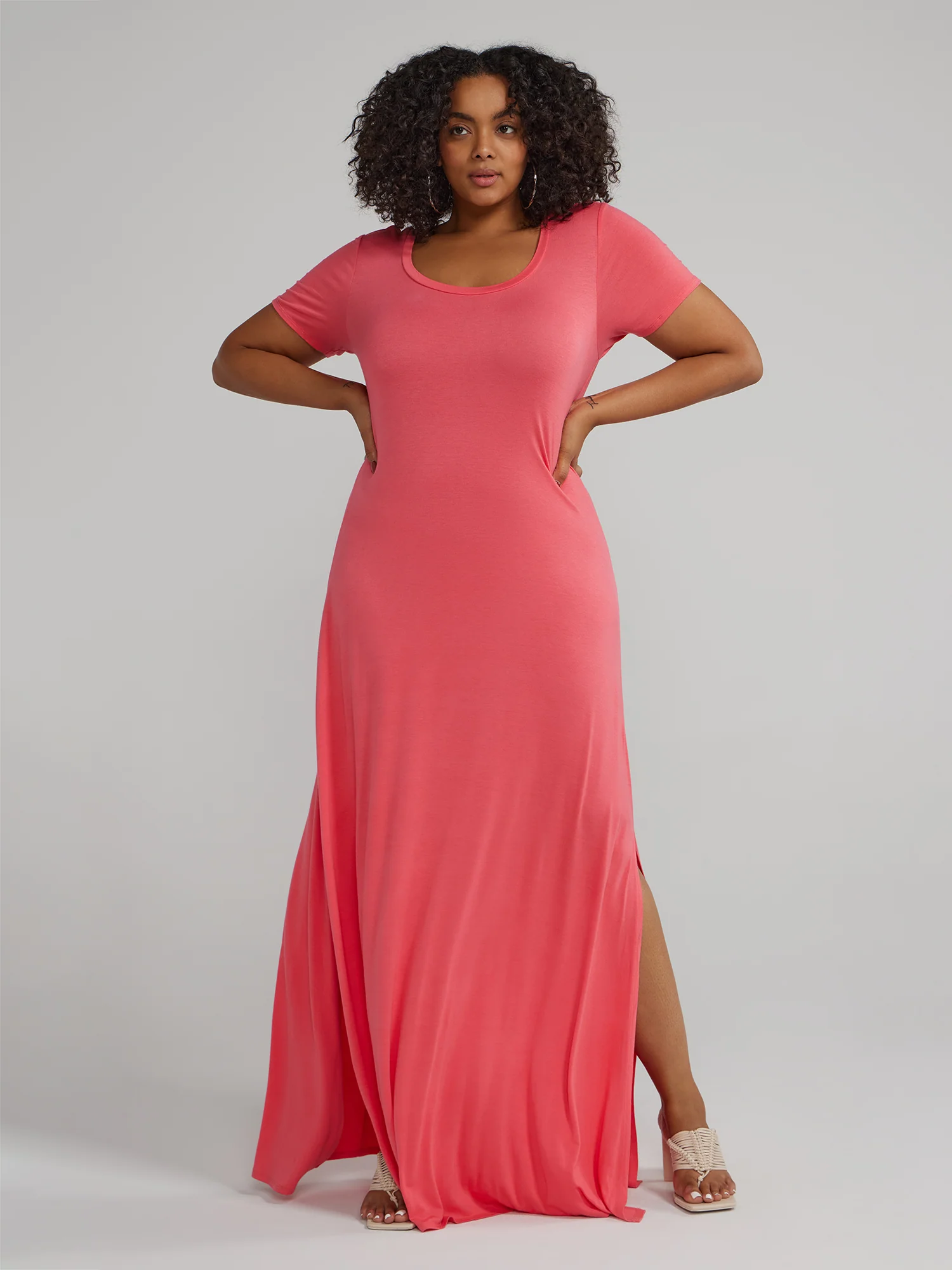 The Perfect T-Shirt Maxi Dress - Image 5