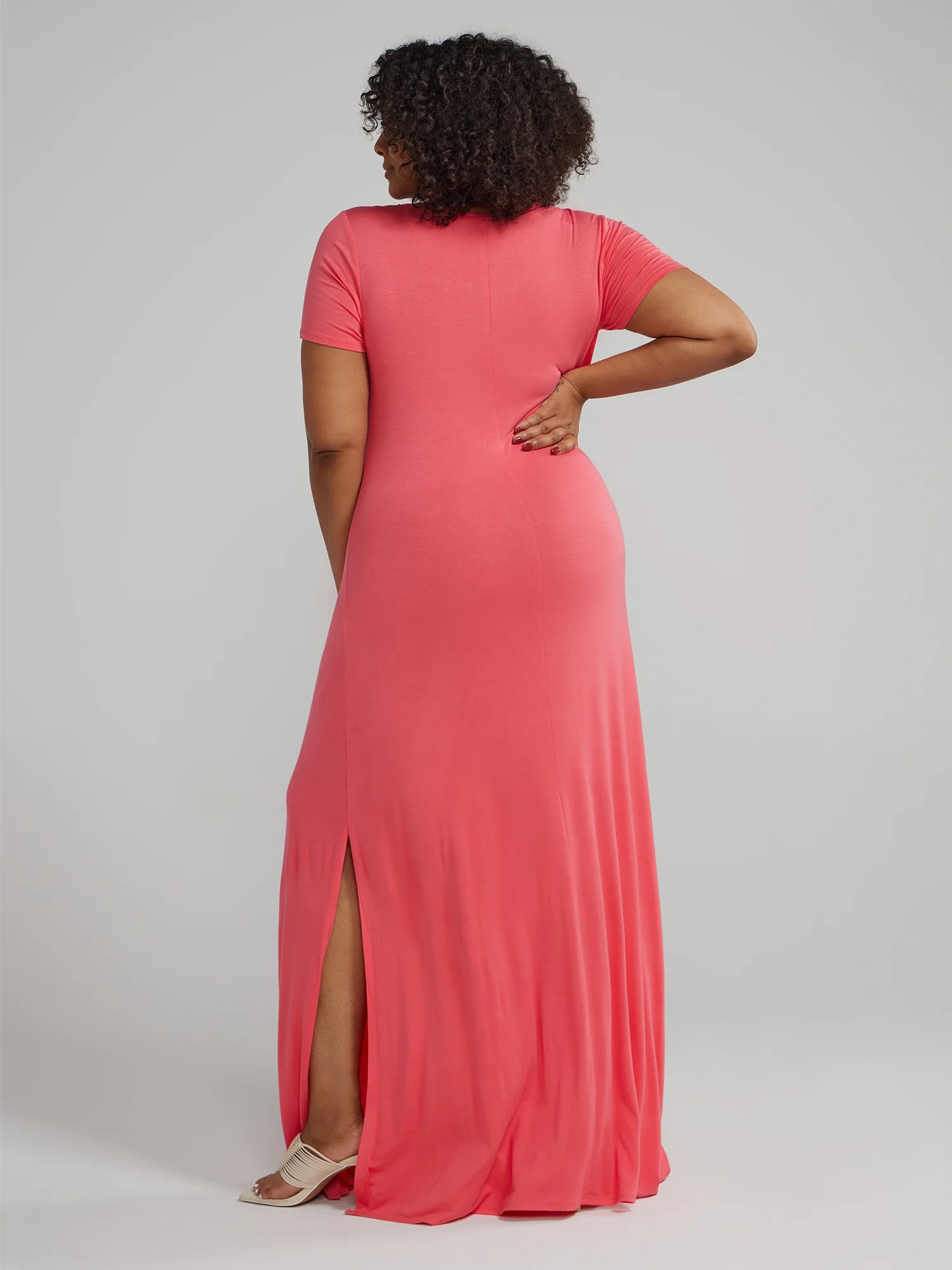 The Perfect T-Shirt Maxi Dress - Image 7